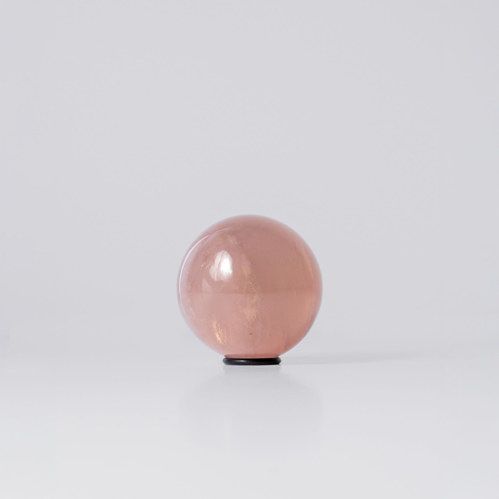 QUARTZ ROSE SPHERE 2.webp